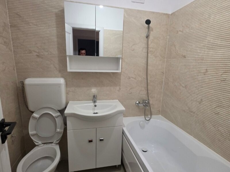 Basarabia, 5 minute metrou Costin Georgian pe Intrarea Muncii nr. 2 renovat