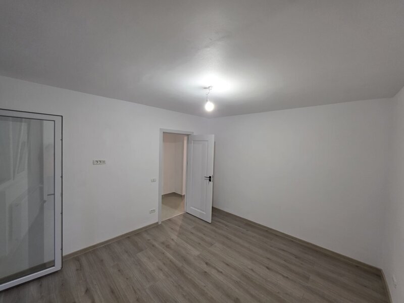 Basarabia, 5 minute metrou Costin Georgian pe Intrarea Muncii nr. 2 renovat